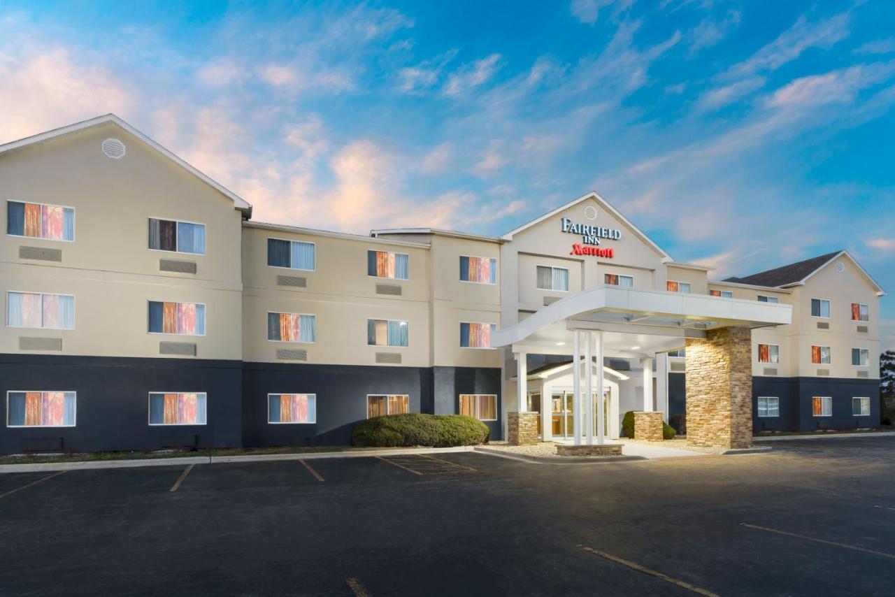 Hotel Fairfield By Marriott South 3*