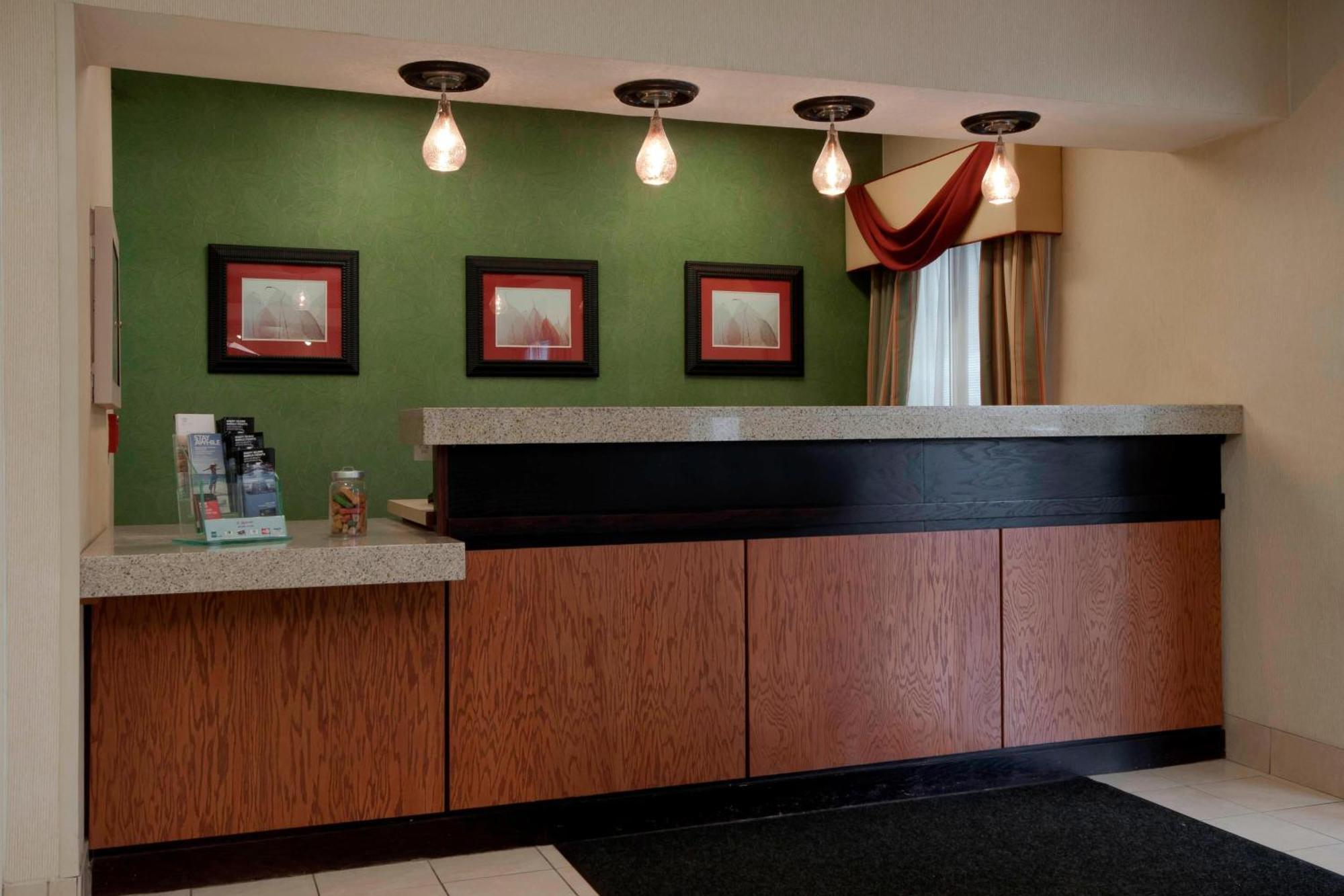Fairfield By Marriott South Hotel