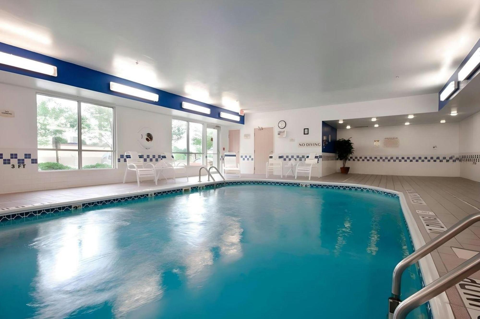 Fairfield By Marriott South 3*