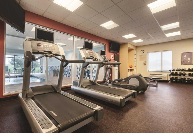 Hotel Fairfield By Marriott South 3*
